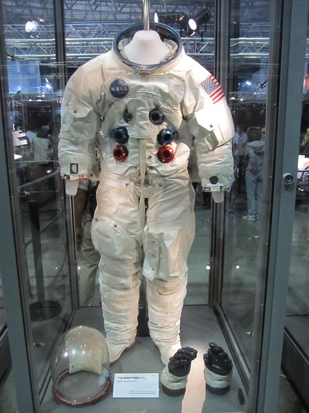 アポロ計画の宇宙服.jpg